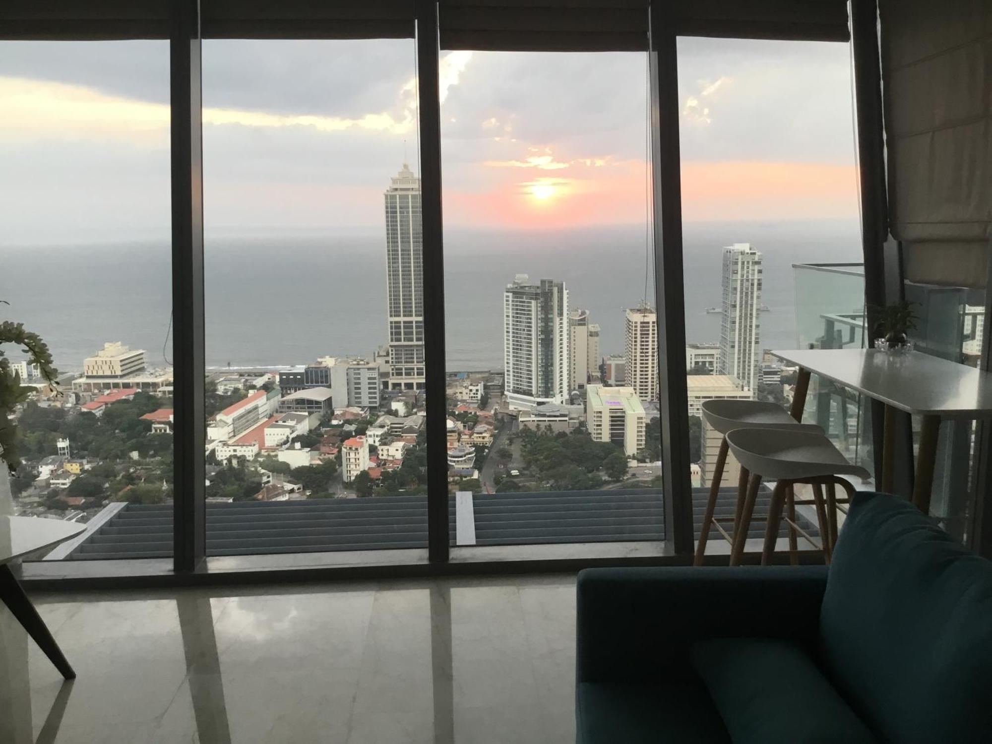 Altair Luxury Colombo By Miracle Exterior foto